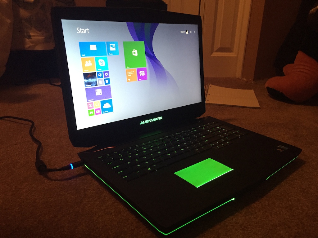 2014 ALIENWARE Laptop M17x R5 with GTX 980M graphics card!
