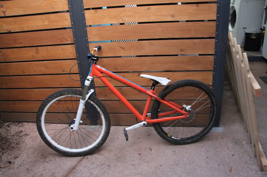 2011 Transition trail or park   ***CUSTOM PAINT***