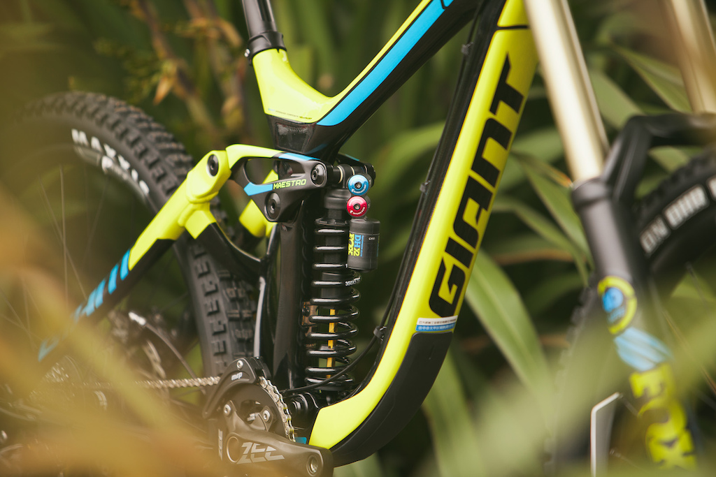 2016 Giant Glory Advanced 1