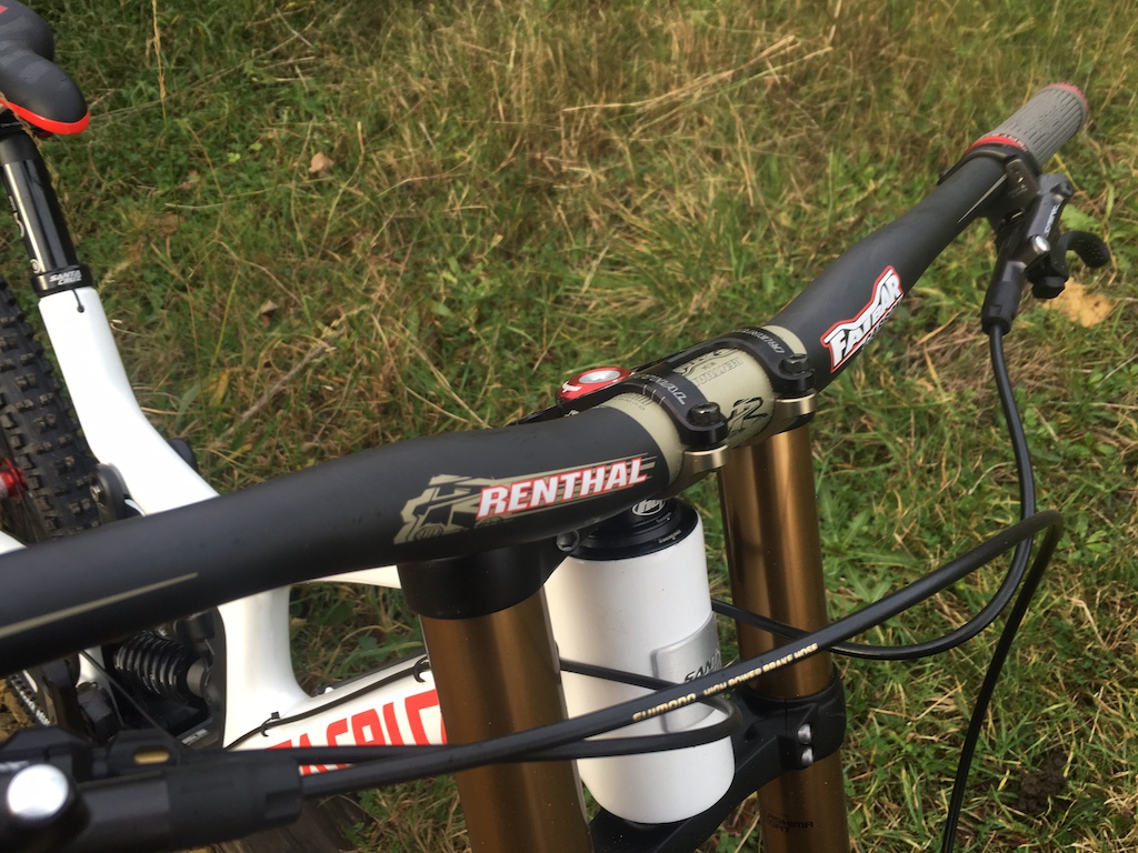 2015 New Santa Cruz V10