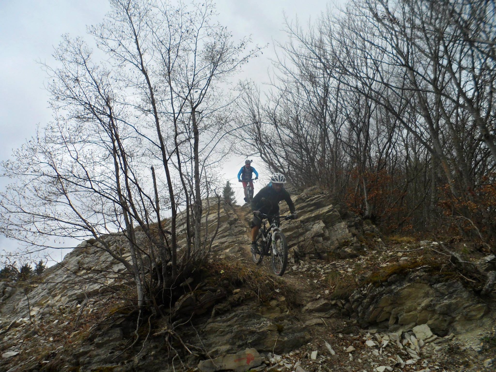 Steep rocky section in the upper part of Vigolone 1