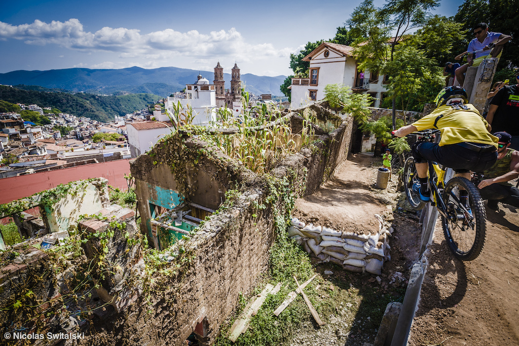 Downhill Taxco 2015