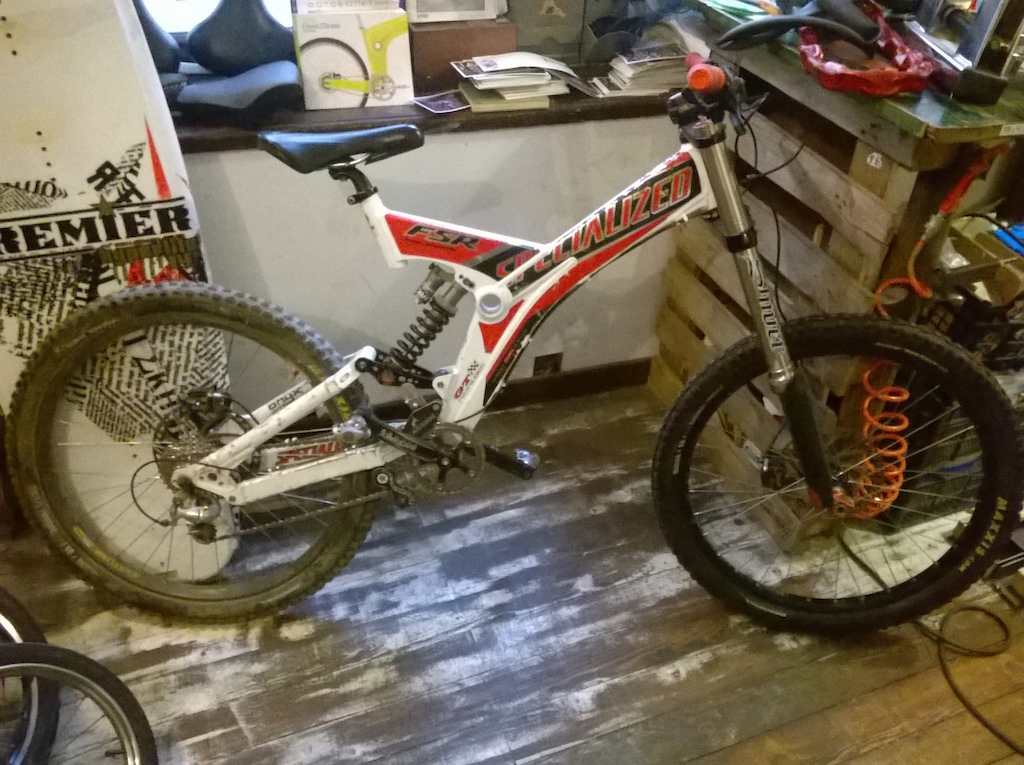 2001 Specialized FSR DH