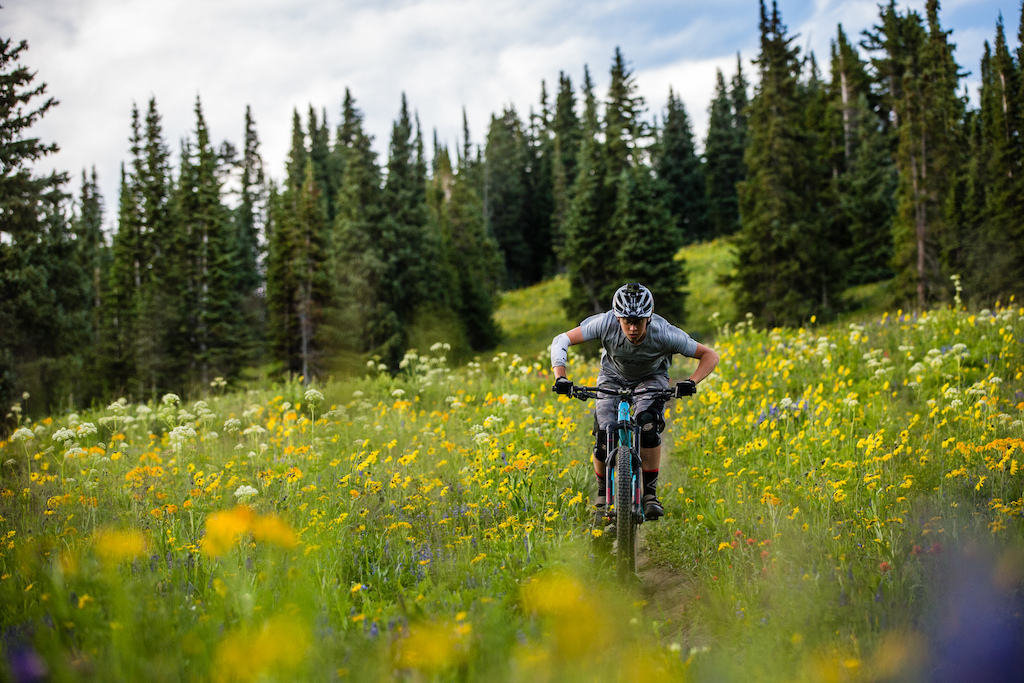 Young American hopeful Dylan Santos on the transfer to stage 5 during Enduro World Series round 5, Crested Butte, USA, 2015. Photo by Matt Wragg.