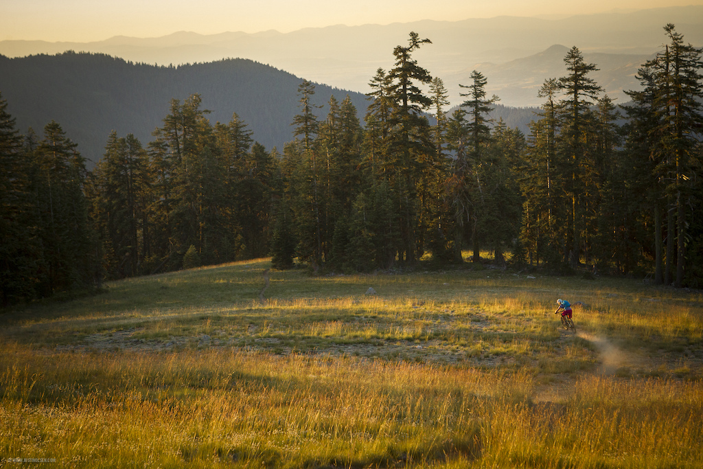 Lindsay Vories racing the sunset on Time Warp in Ashland Oregon. July 2015
