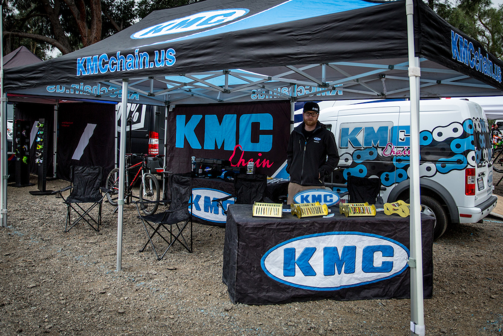 KMC chains - the title sponsor of the Fontana Winter Series!
