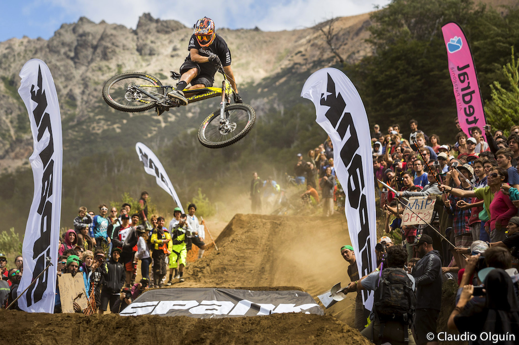 Mario Jarrin of Ecuador throws down the the sickest whip of the day earning the top spot.