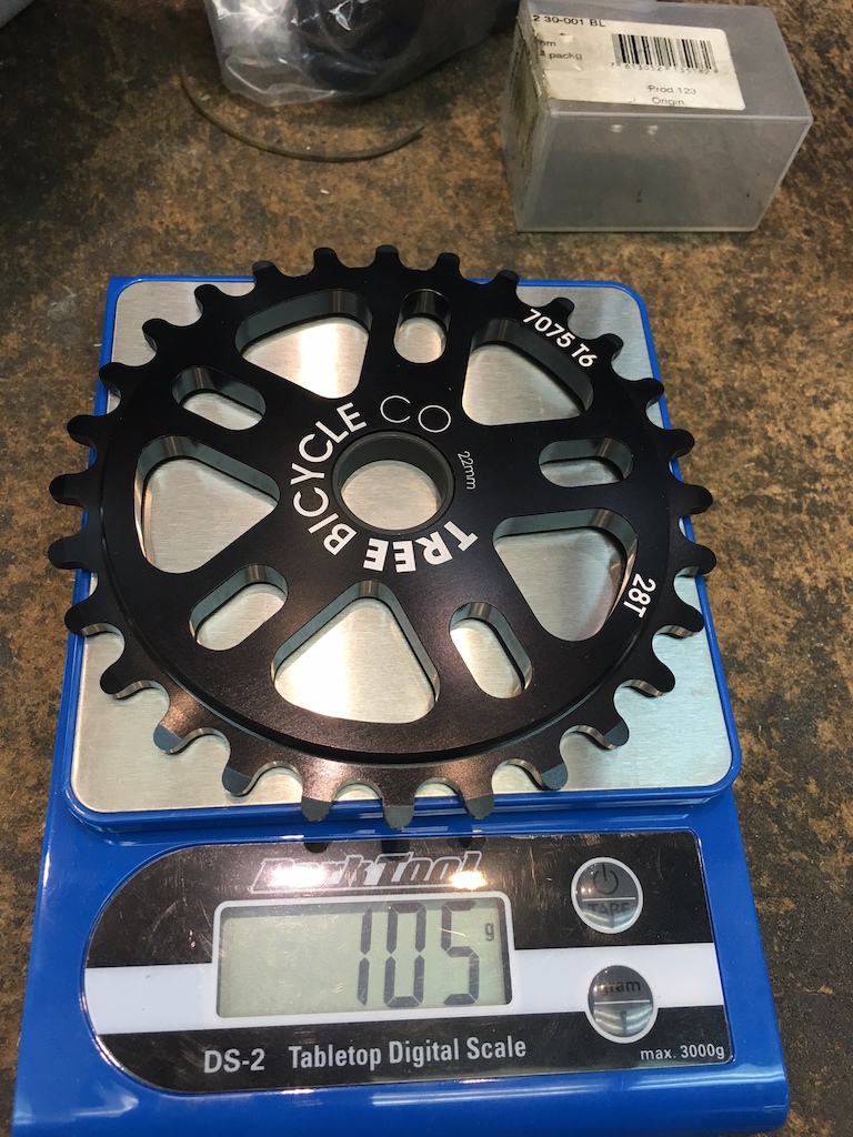 New Tree Original 28t bolt drive sprocket. 105g with adapter.