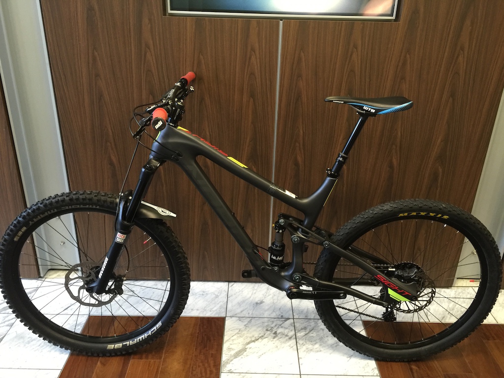 2014 Norco Sight C7.1 L Upgraded + Whistler Townhome