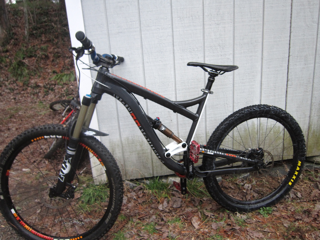 2015 Diamondback Mission *Upgraded* Comes with extras*