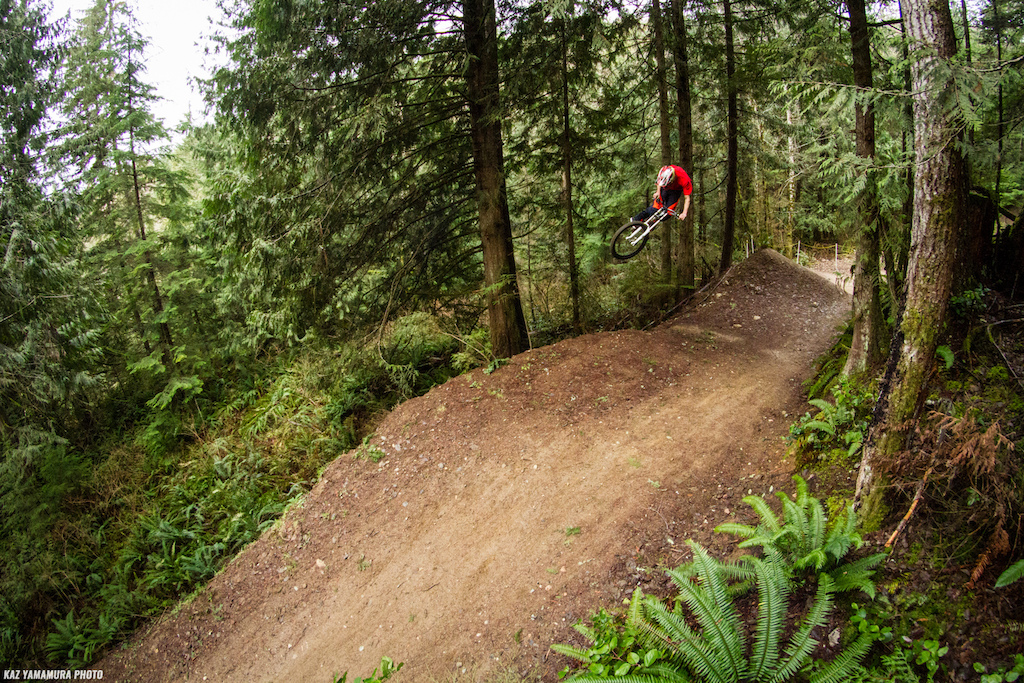 Starting off 2016 with a bang. Mark Balcita casually flying down Coast Gravity Park on his first day on his DH bike.