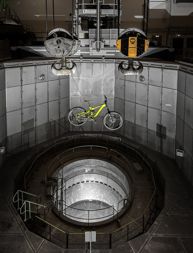 Shorty´s radioactive Commencal in the reactor core of the nuclear power plant of Zwentendorf
