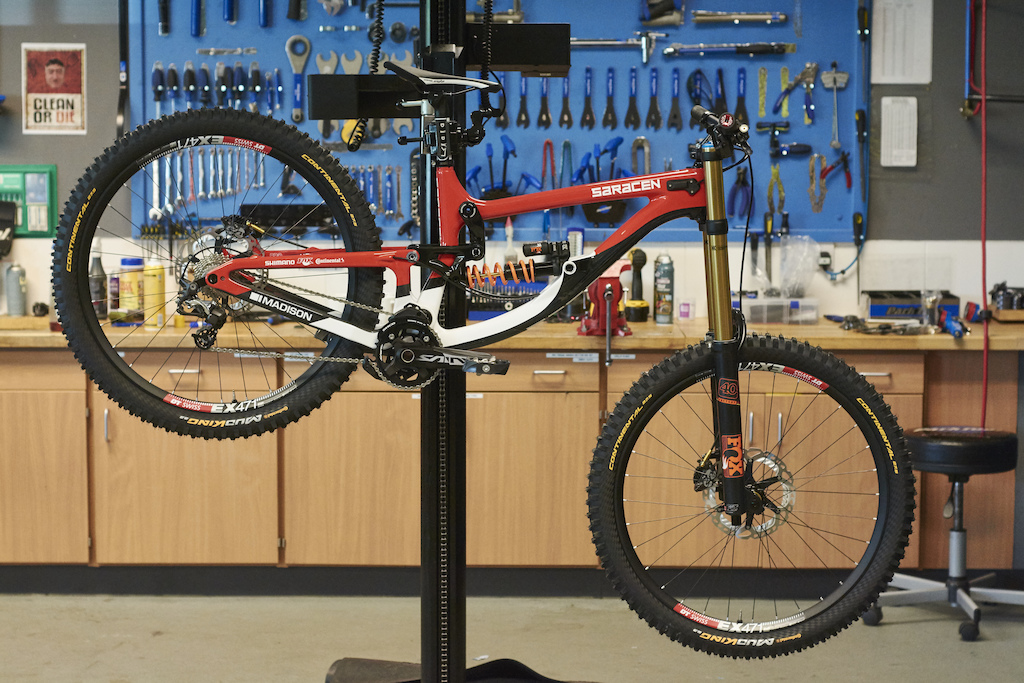 team saracen vice mountain bike