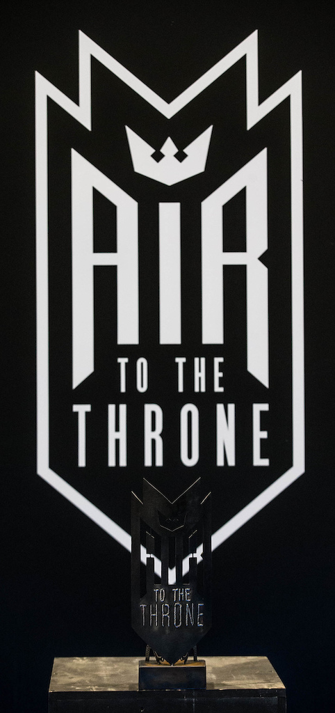 Air To The Throne 2016