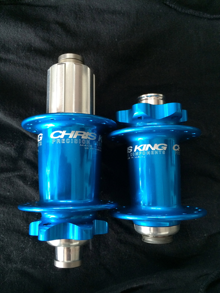 0 New Chris King 15x100mm front hub Turquoise