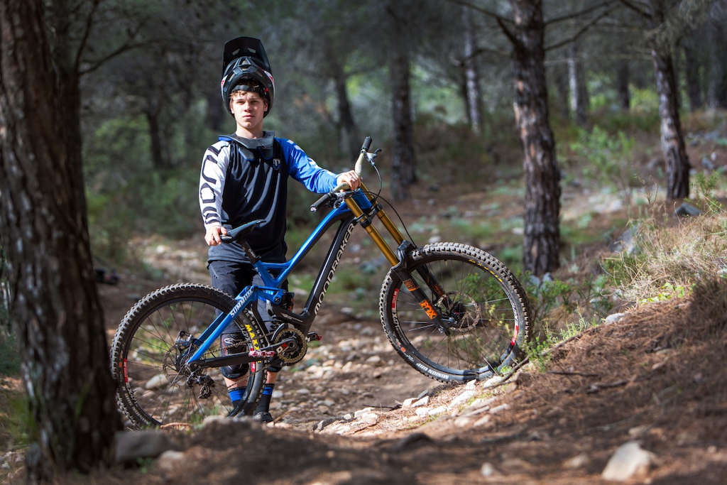 Images to go up with a video of Laurie Greenland riding at RoostDH in Spain.

www.AspectMedia.tv