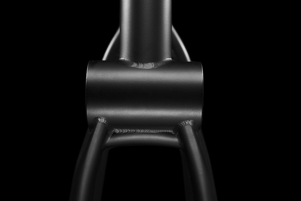 The Rise Partymaster Frame