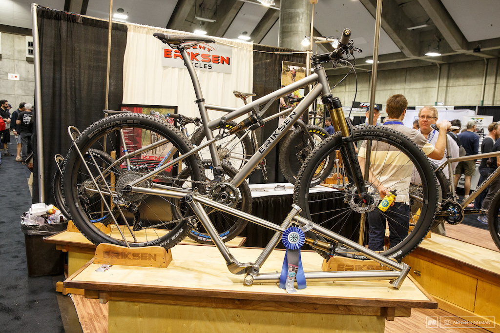 Kent Eriksen from Steamboat Springs, Colorado brought this Di2 equipped titanium single pivot.