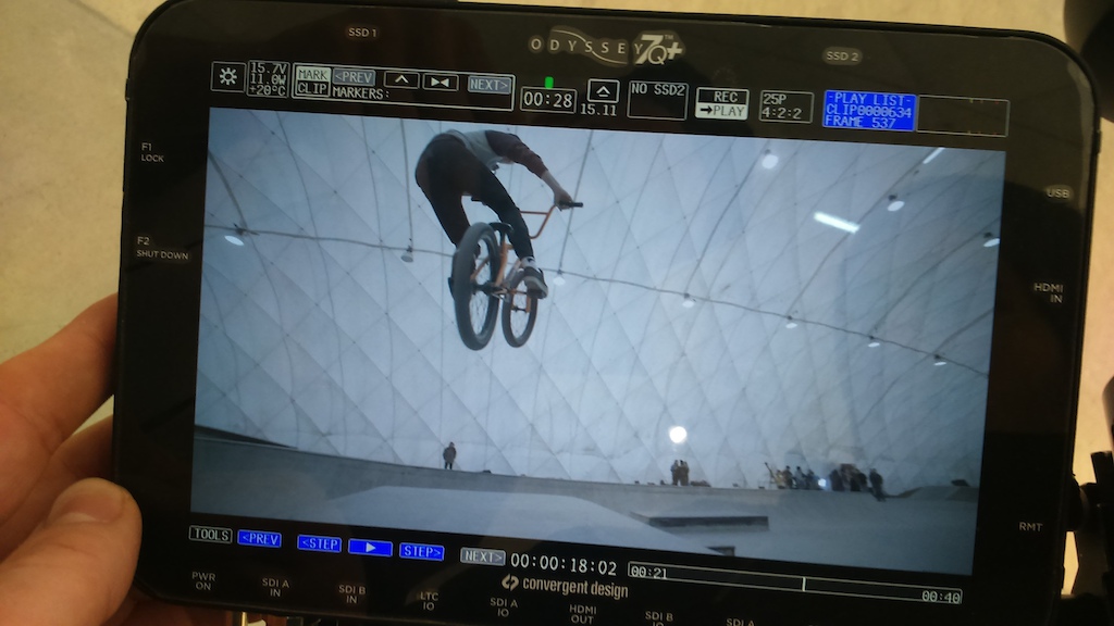 Recording slow motion 280fps whip 90