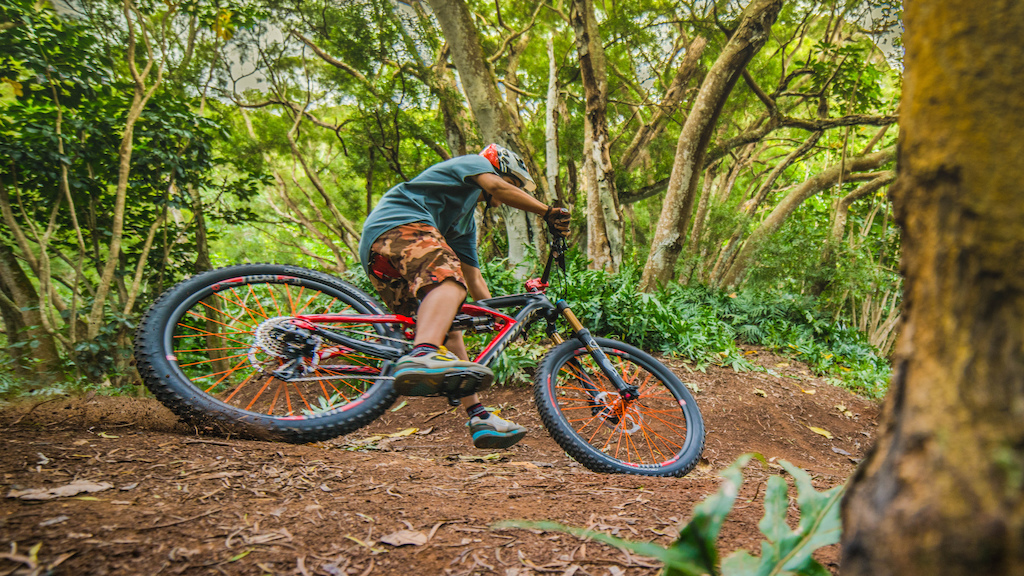 Finally, I got to ride Olomana trail. Thanks to IMBA and OMTBO.