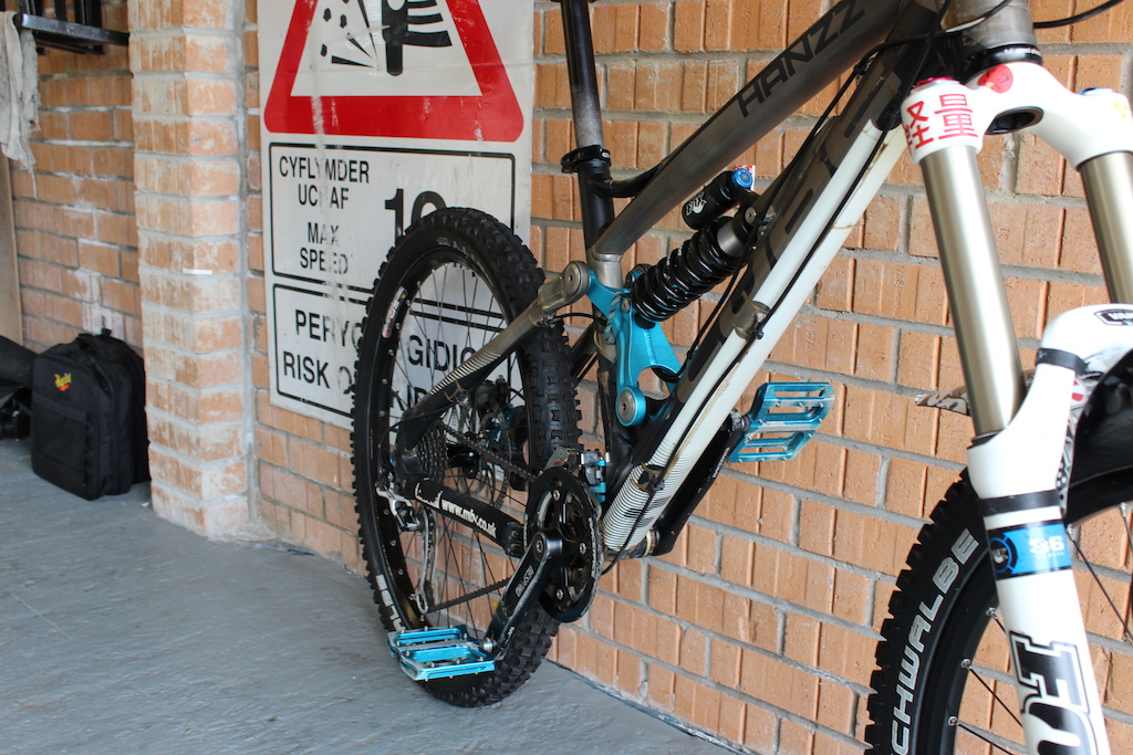 2011 CUBE Hanzz Pro Medium