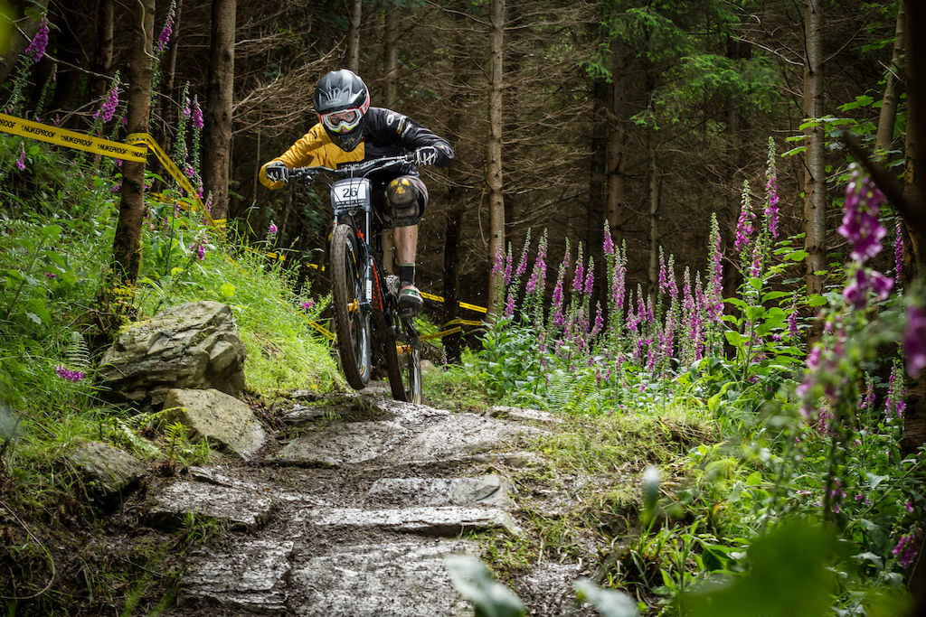 Nukeproof Team Shoot 2016
