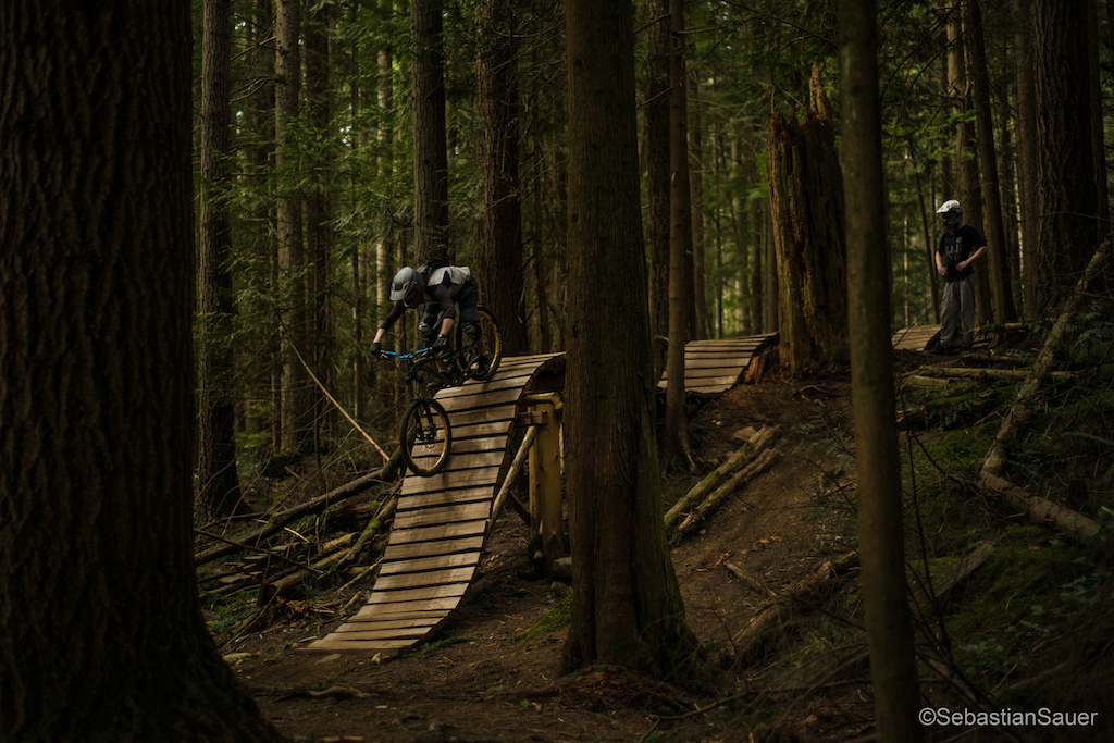 Rider: Daniel Henderson 
Photo: Sebastian Sauer