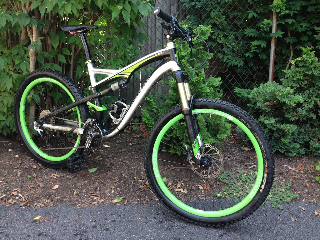 2011 Specialized Camber Expert