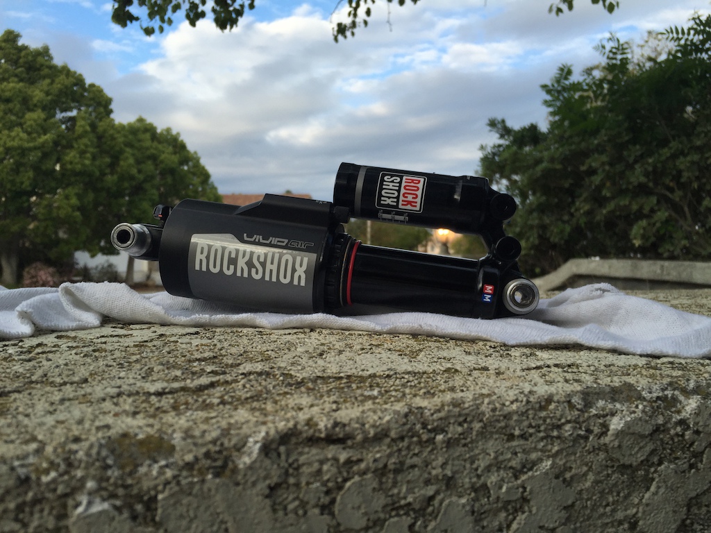 2014 RockShox Vivid Air R2C