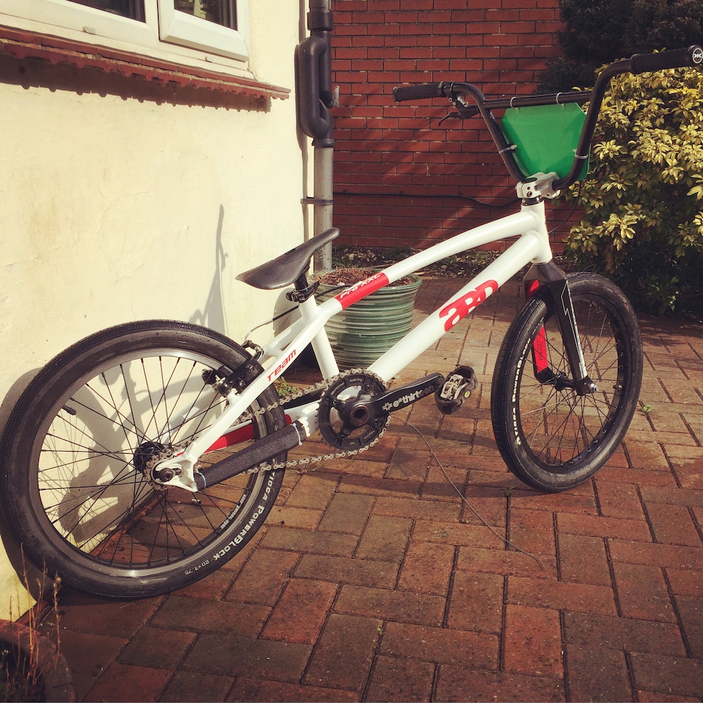 Got this bike running perfectly, ready for the weekend for my first 20" race in over 2 years :D

ABD Pro XXL