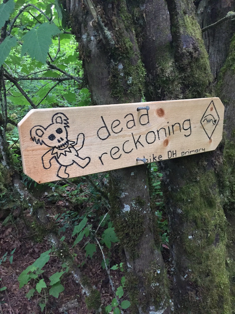 Trail sign at the entrance to Dead Reckoning.