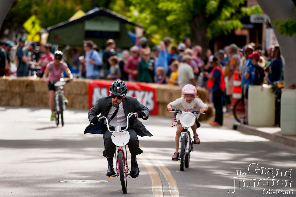 The Klunker Crit draws an interesting mix of bikes and costumes.