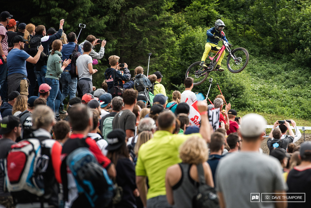 Troy flys over everyones head on his way to third place.