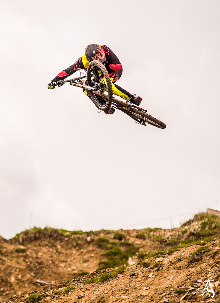 Super fun Downhill track in Romania
