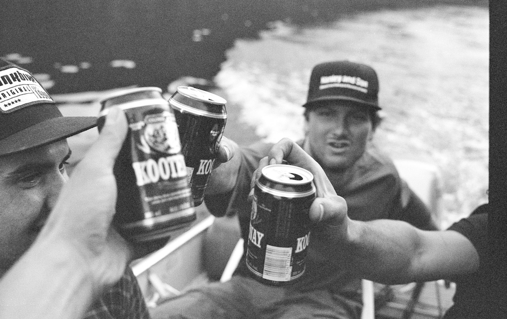 Work done, filmed footage for the "BUILDER" movie, taking the boat back to downtown Nelson, enjoying Kootenay beer.
Shot with LEICA M6 / 35mm f/1.4 Summilux
