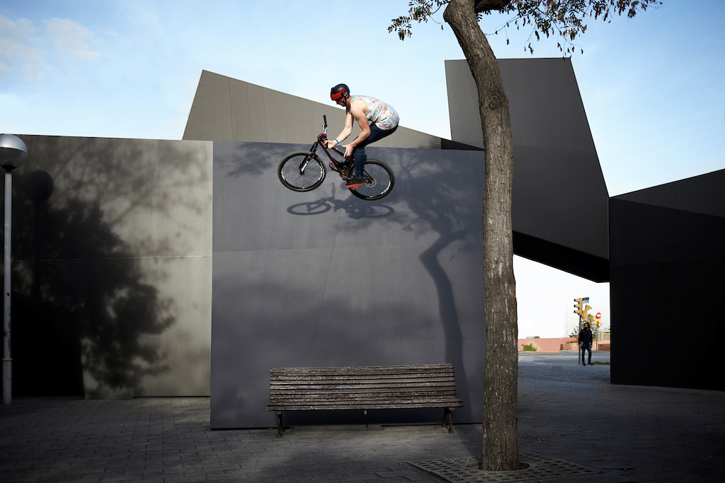 Paul throwing a barspin