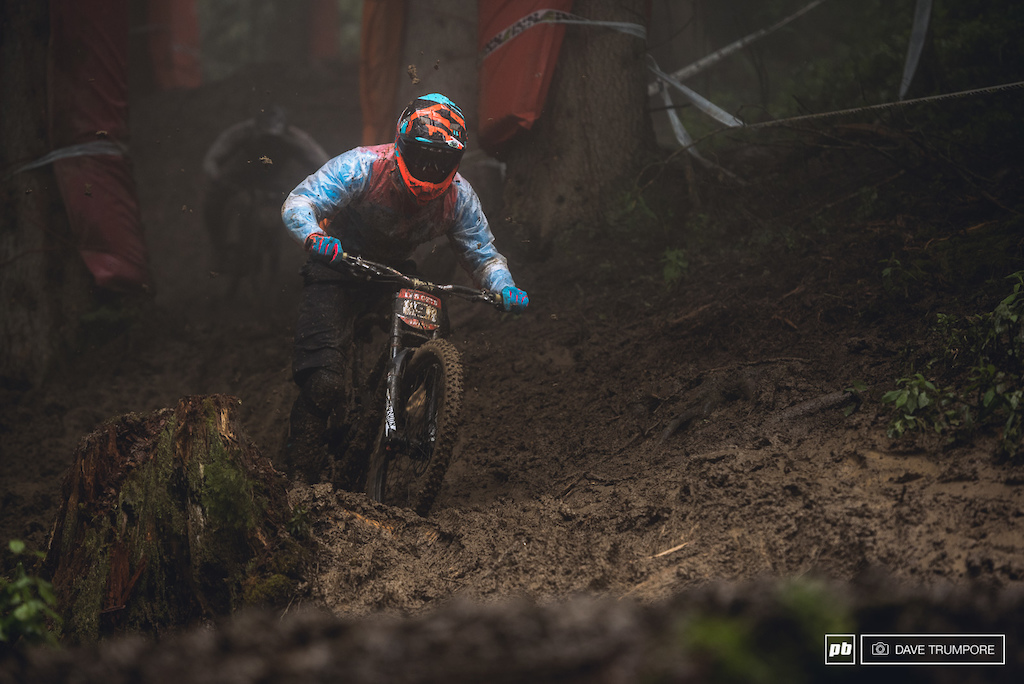 It's was good to see Rafael, the younger of the Gutierrez brothers, make the trip over from Colombia to mix it up in the French mud.  He managed to qualify in the top 10, but a crash in the final ended his high hopes in the final.