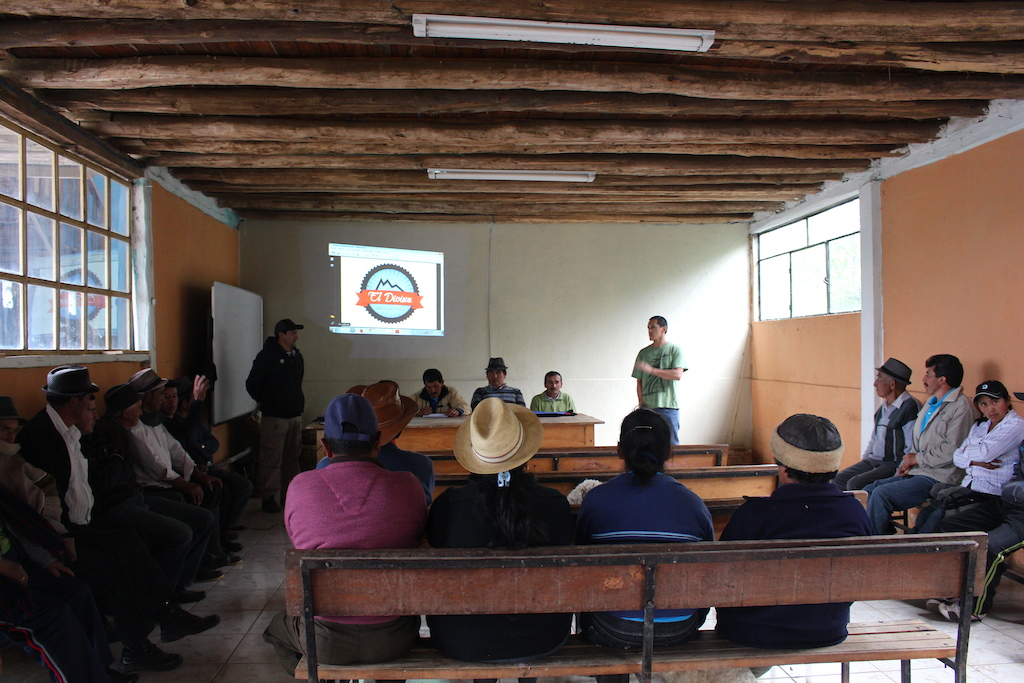 Presentacion proyecto El DIVINO ENDURO 
Asociacion de productores agropecuarios Yagui