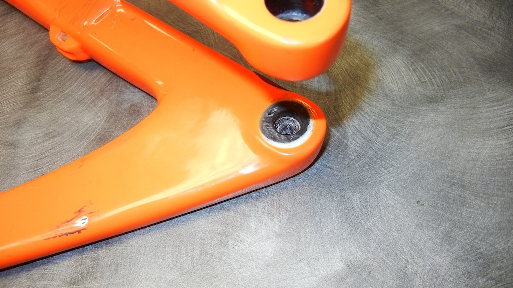 5010 broken upper link bolt