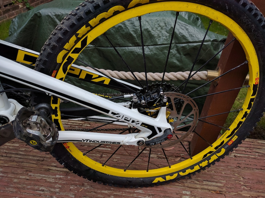 2015 YT Capra Pro Large