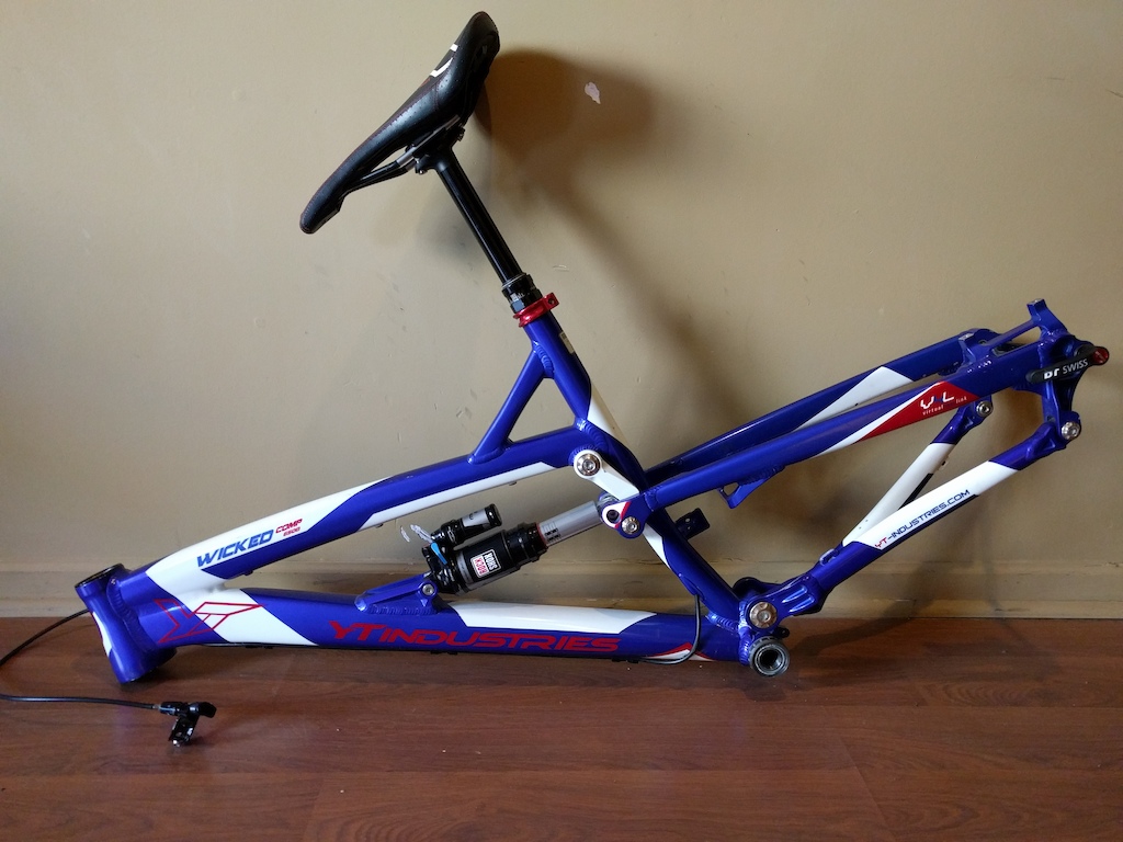 2014 Yt-industries Wicked 650B Frame *Canada day deal*