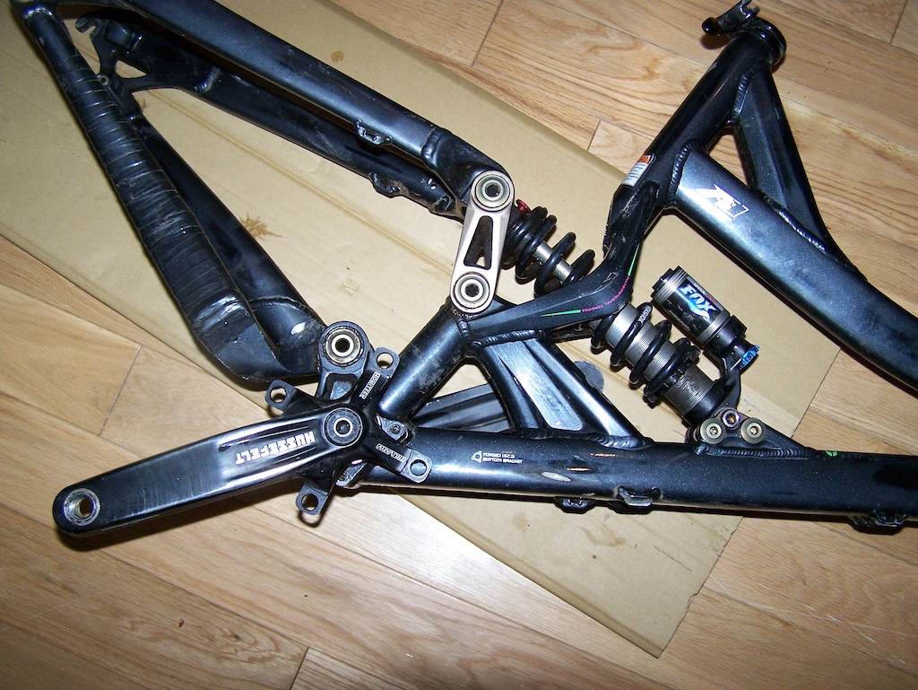 2007 SX Trail frame, fork, and wheelset