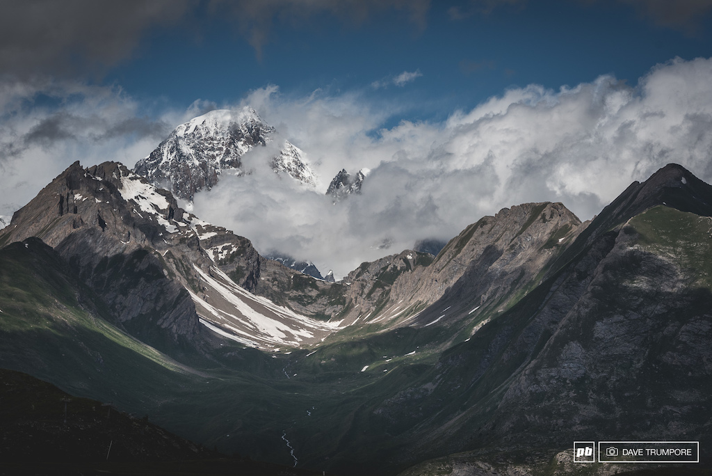 Just for a second and not a moment longer, Monte Bianco finally appeared through the veil of clouds.  Stages 2 and 5 both share this magnificent view right out of the start gate.