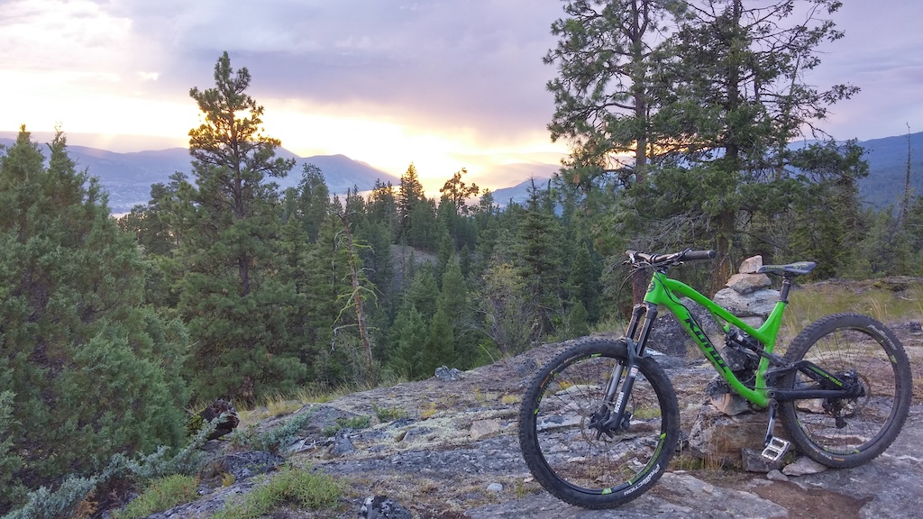 Thursday fun day.  Sorry tourists but it's perfect riding weather.