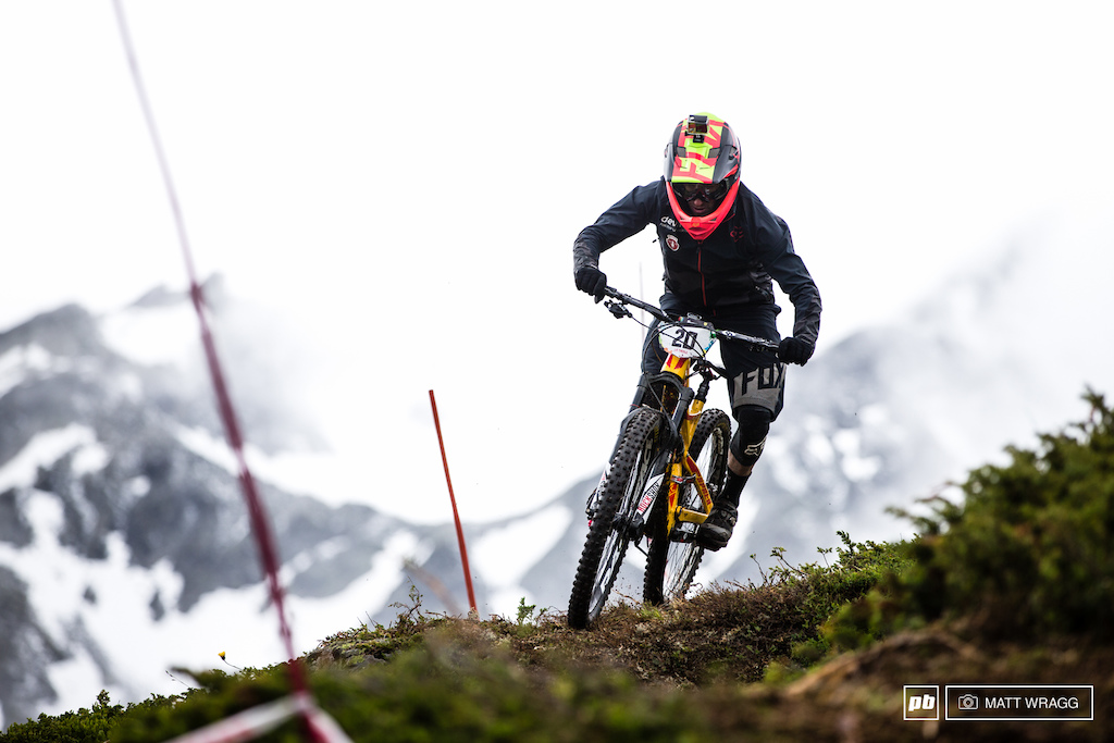 Certainly La Thuile in 2014 was a high point of Damien Oton's career, it remains his sole EWS victory. After a difficult 2015 is this the race where he finds that form again?