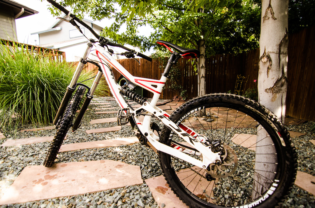 2012 Specialized Status II FSR
