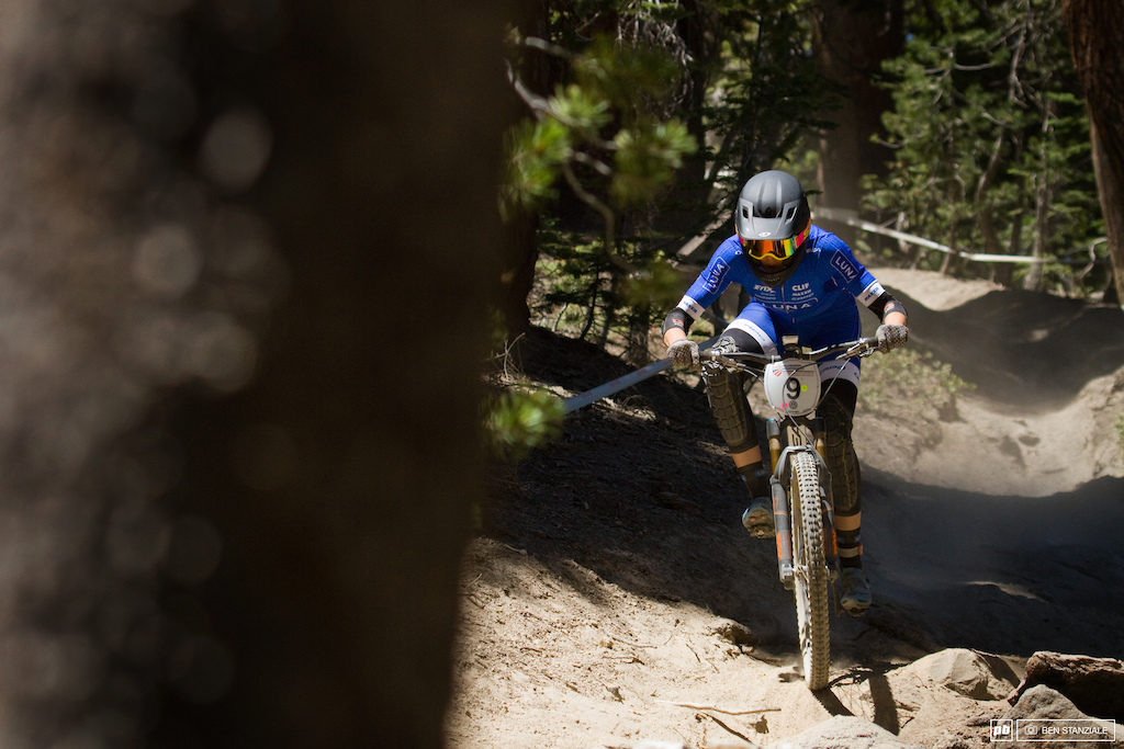 Georgia Gould having herself a solid weekend at Mammoth. 2nd Place in Saturday's Short Track XC and she takes the 5th spot in Sunday's Enduro.