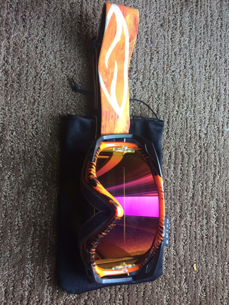 2015 Smith Optics Fuel V.2 Sweat X M Goggles