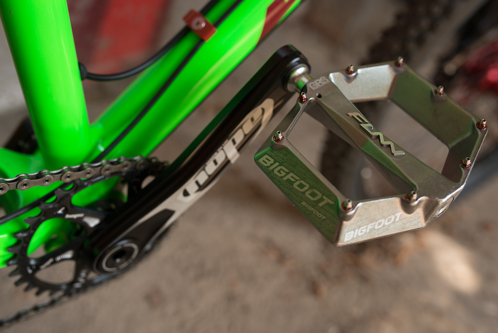 Hope Cranksets with Funn Bigfoot pedals