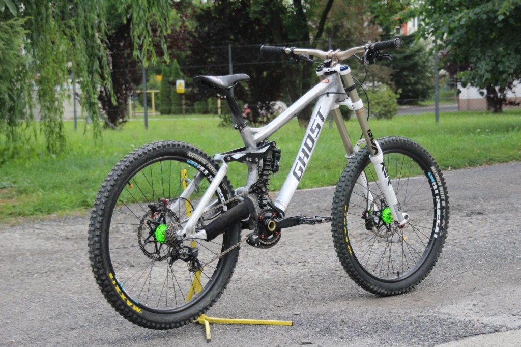 2014 Ghost DH 7000